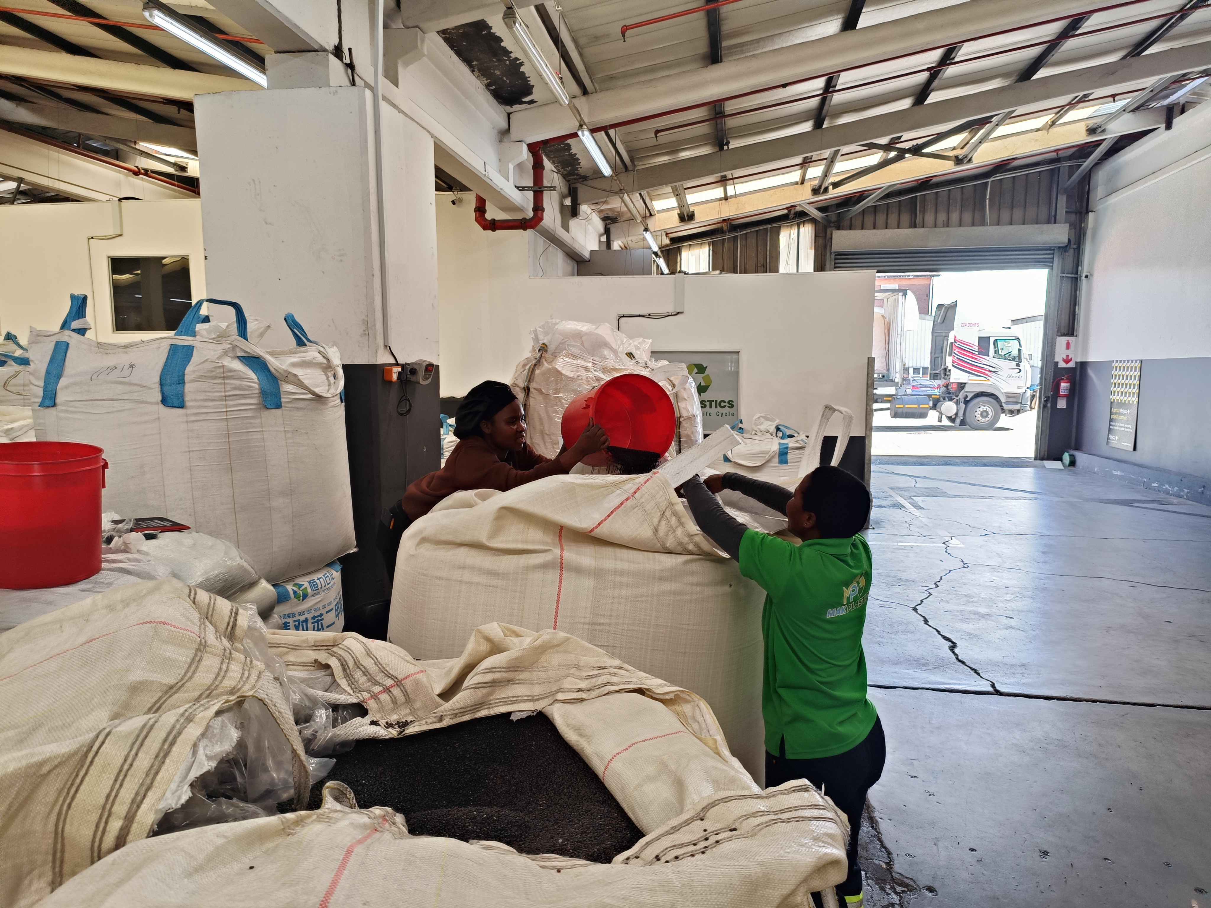 Baling and sorting area