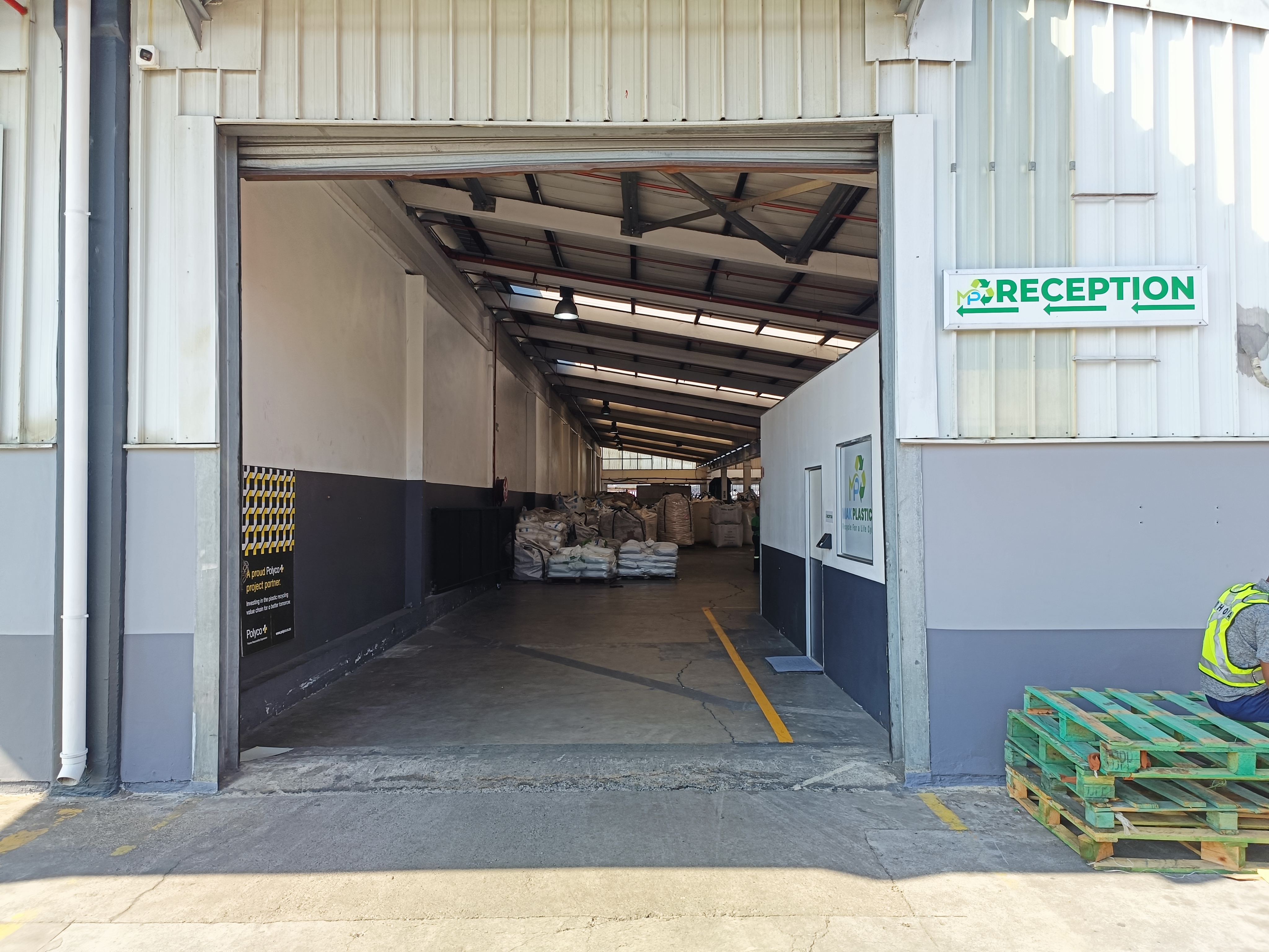 MAK Plastics reception entrance